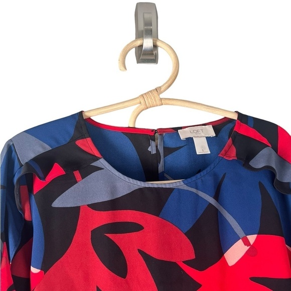 LOFT Bold Floral Ruffle Sleeve Keyhole Back Elasticized Cuffs Business Casual S - Picture 6 of 14